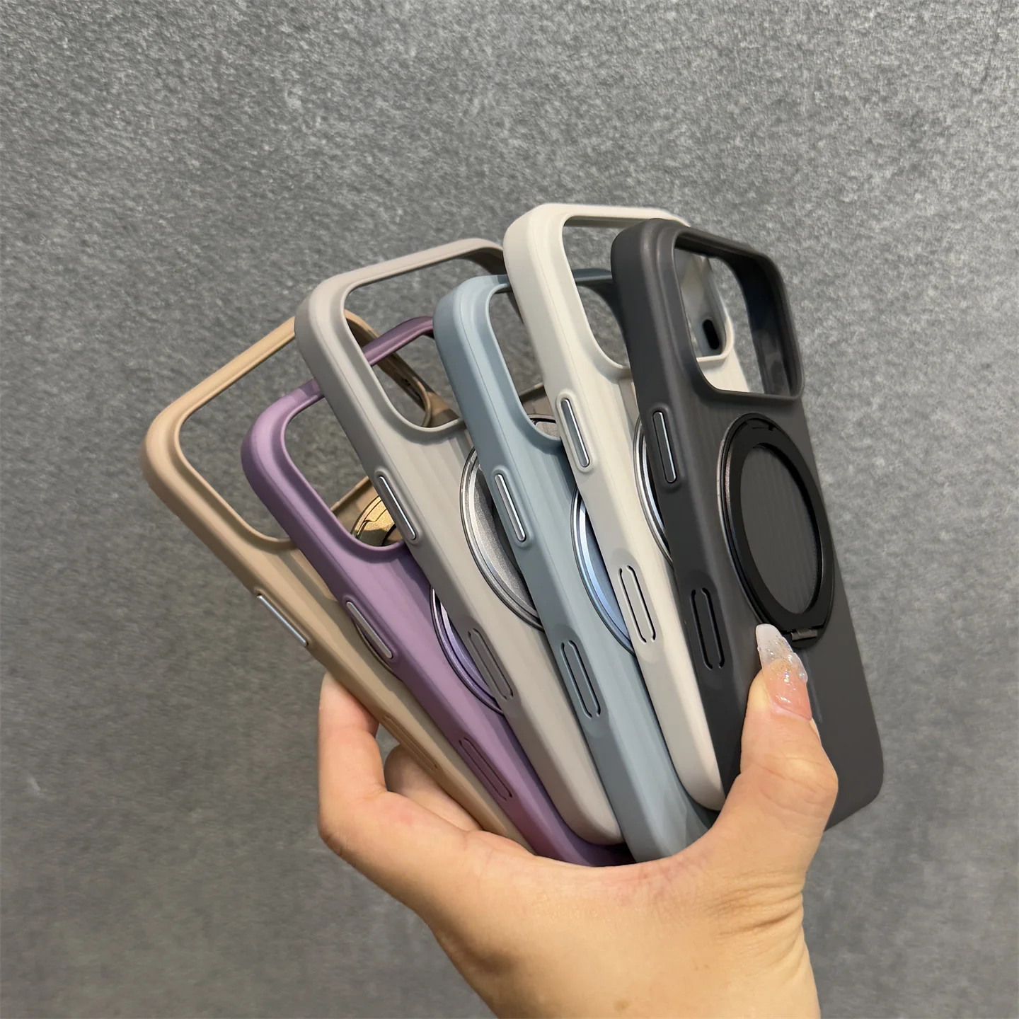 Роскошный магнитный 360° °   Чехол для телефона с вращающимся кронштейном для iPhone 17 Pro Max 16 15 14 Pro Max 13, защитная подставка для объектива, противоударный чехол