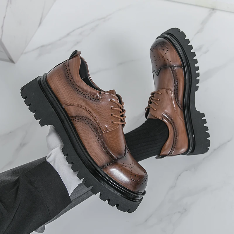 الكلاسيكية السوداء الرجال الخريف مريحة الدانتيل يصل منحوتة أكسفورد أحذية عالية الجودة الرجال سميكة سوليد عدم الانزلاق أحذية من الجلد عادية