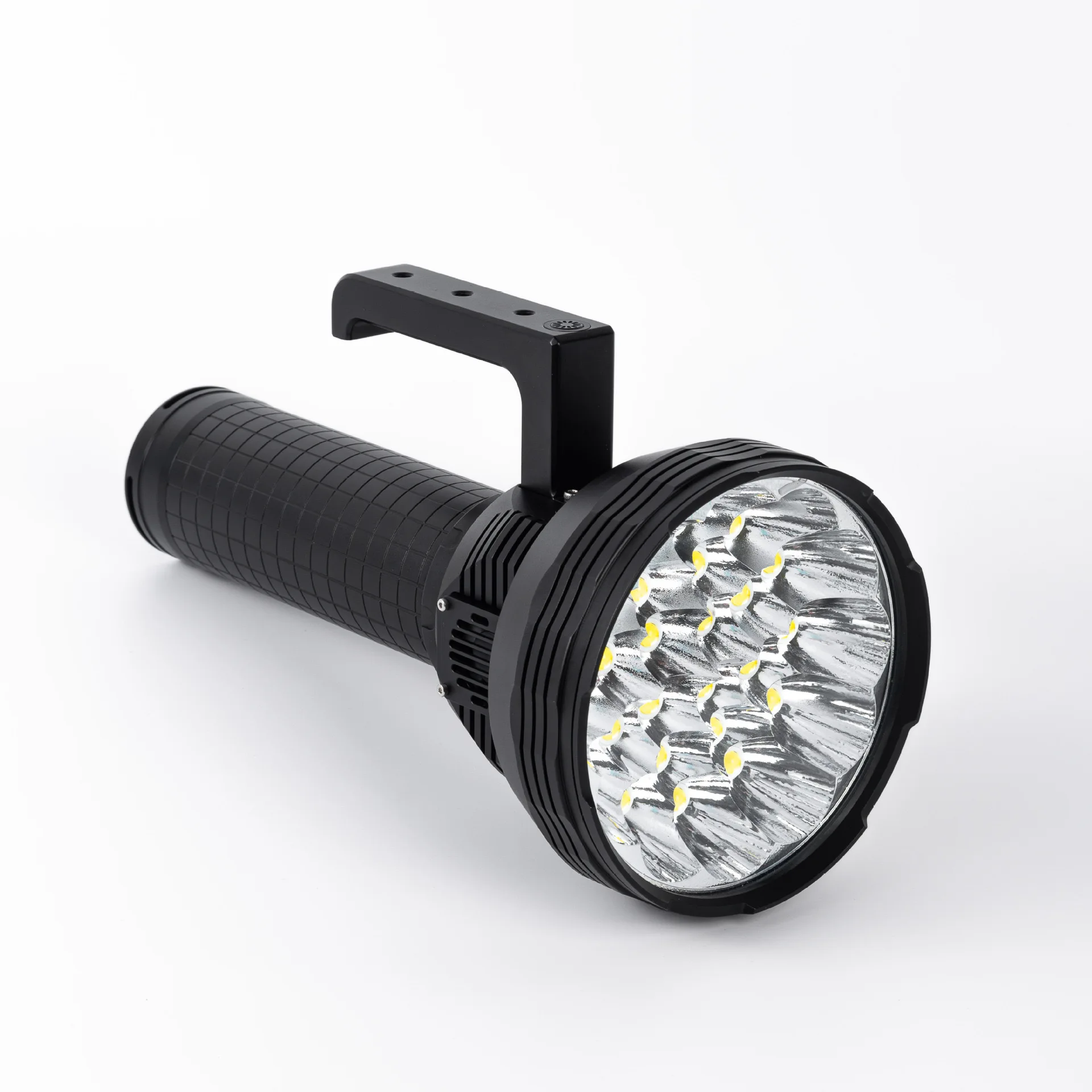 YYHC- 150,000 lumens ultra-strong flashlight 100,000 200,000 lumens far 24 CREE XHP70.2 search and rescue lights