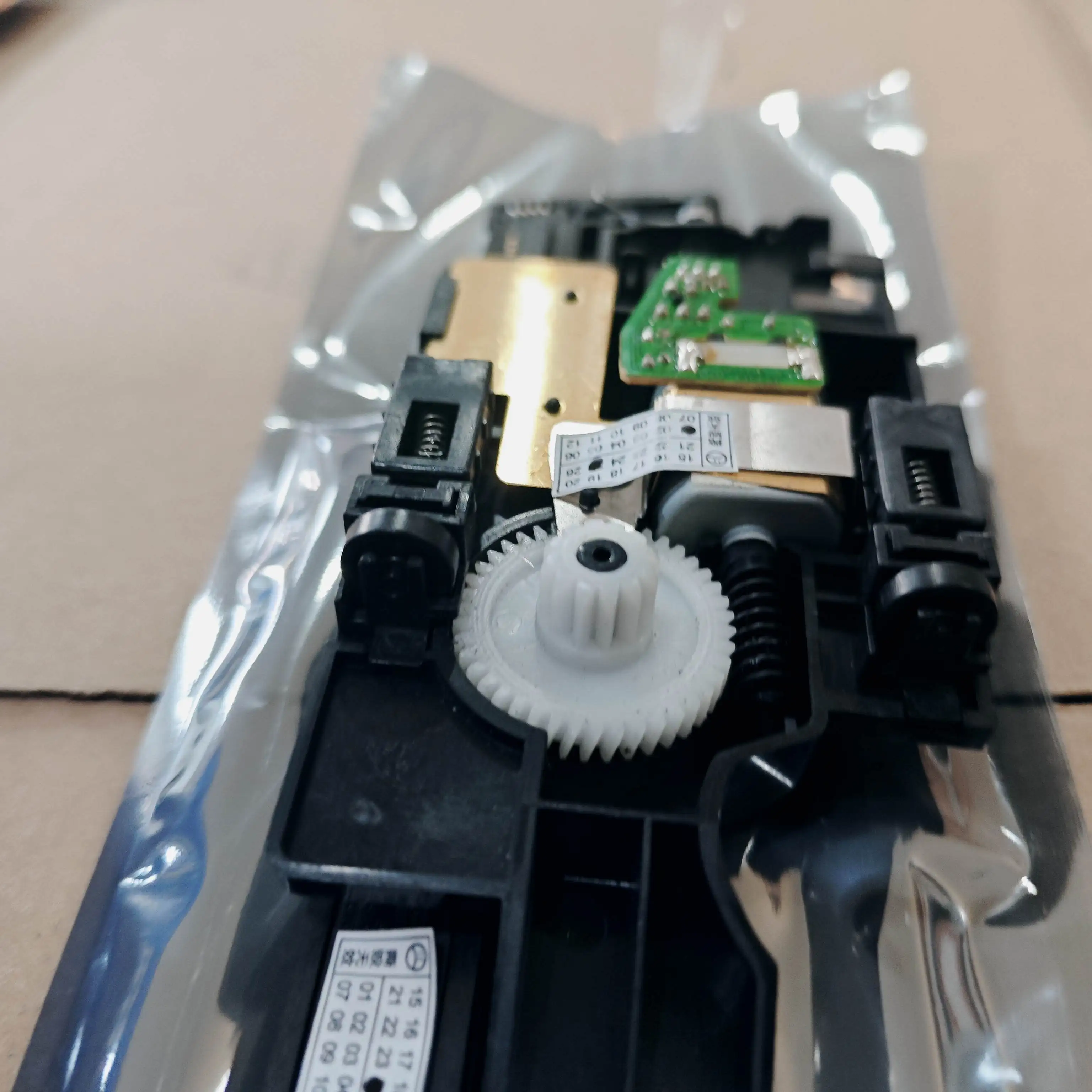 

CZ181-60104 Оригинальный блок сканера CIS, головка сканера, контактный датчик изображения для HP M125 M126 M127 M128 M125A M127A CZ181-40012