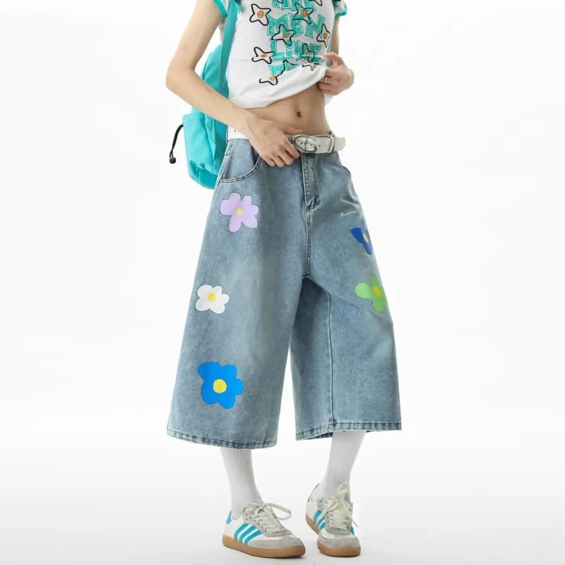 Summer Flower Jeans Men Fashion Casual Embroidered Jeans Men Streetwear Loose Hip-hop Wide Leg Jeans Man Cropped Trousers