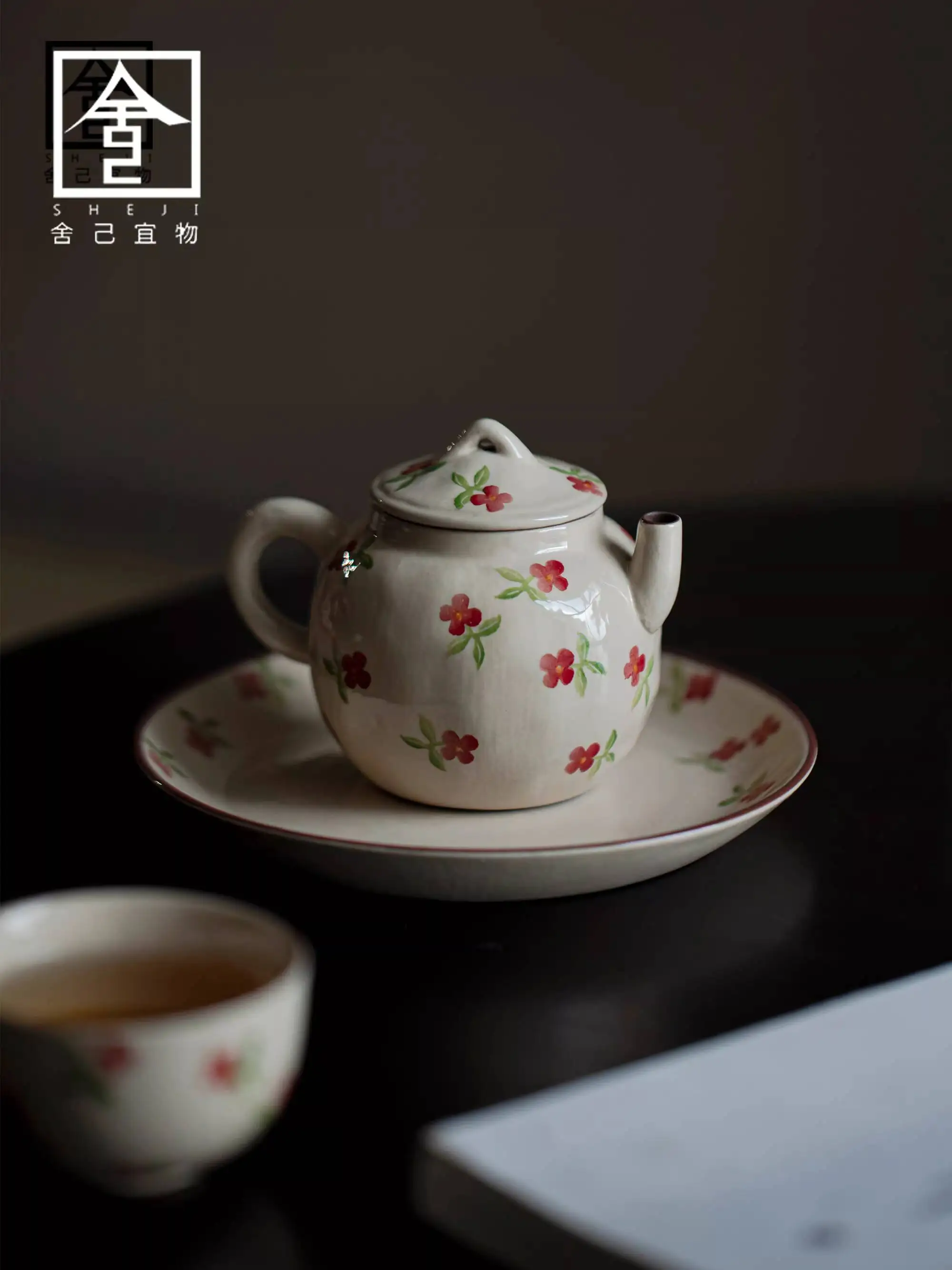 

Hand-Painted Underglaze Ceramic For Home Use, Japanese-Style Small Teapot With Filter, Handmade Tea Brewing Pot, Boyong Pot