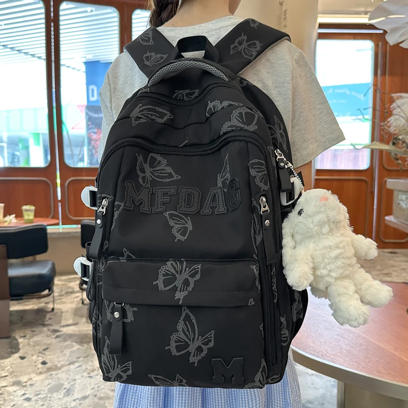 Butterfly Printed Backpack with Large Capacity and Multiple Pockets, A Casual Backpack Suitable for Daily and Student Use