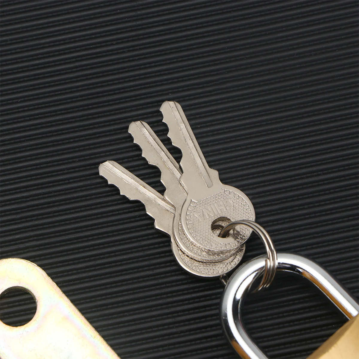 

1Set Tap Metal Sturdy Durable Outdoor Faucet Anti-Theft Lock Multi-Function Tap Protector for Yard Park