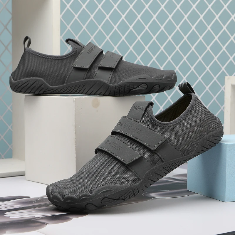 New Unisex Wrestling Shoes Strength Support Deadlift Shoes Women Large Size Gym Footwear Men Squat Shoes Sumo Training Sneakers