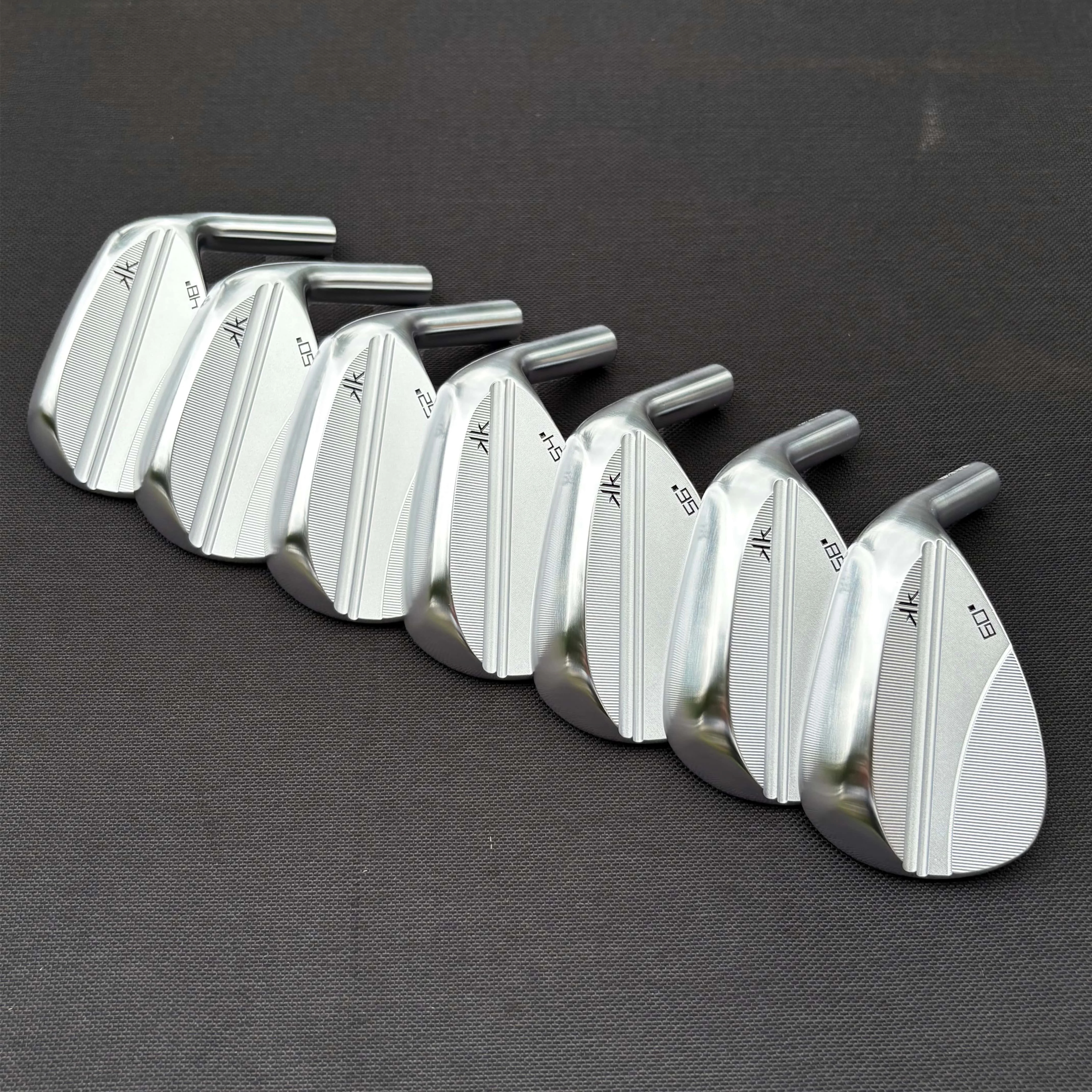 Cabeza de Wedge de Hierro Forjado Suave Vermilion Bird, Cabeza de Wedge de Golf Fresada por CNC, Ranuras USGA para Alto Efecto y Control, Loft Personalizado