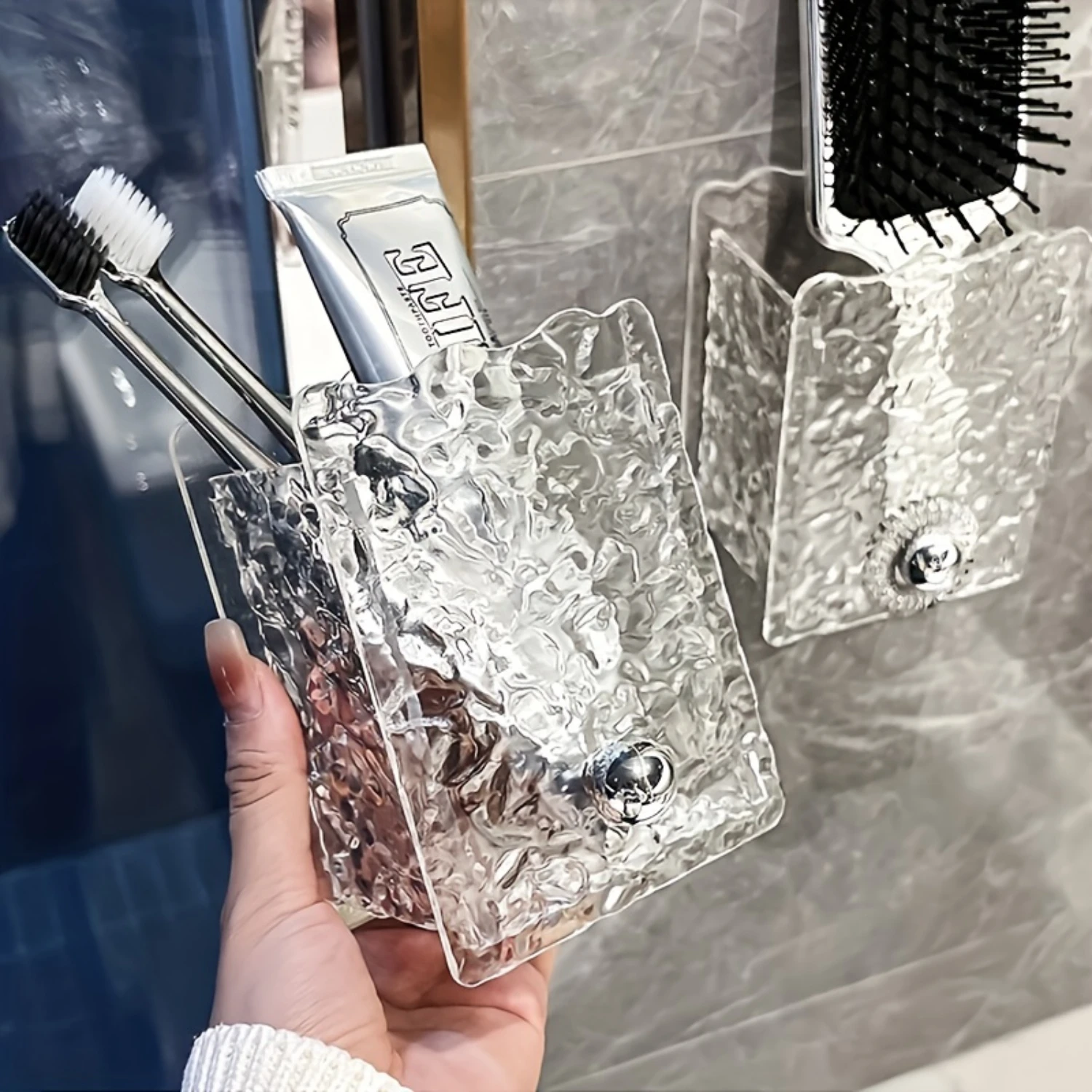 

1pc Clear Ripple Wall-Mounted Bathroom Toothbrush Toothpaste Holder, Comb Rack, Versatile Organizer - No-Drilling, Ideal for Was
