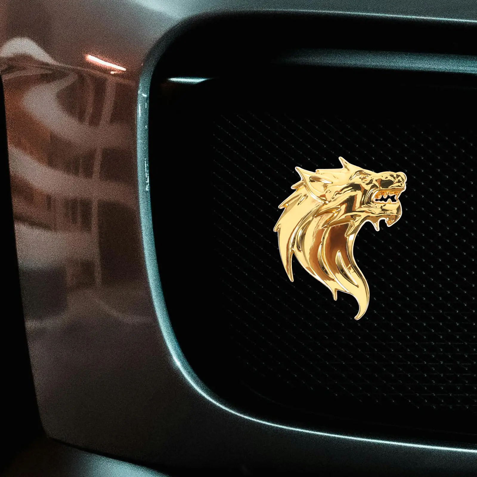 

2pcs Wolf Head Car Sticker Metal Body Decal Self-Adhesive Waterproof Durable For Vehicle Truck Motorcycle Car Accessories