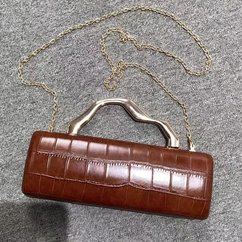 

European Crocodile Pattern Handbag Luxury Leather Evening Clutch With Metal Handle Women's Elegant Party Shoulder Crossbody Bag