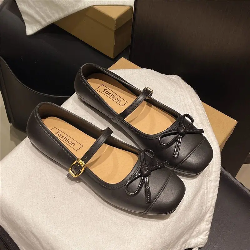 2026 New French Elegant Single Shoes Women's Mary Jane Shoes Gentle Fairy Style Butterfly Knot Flat Bottom Shoes Round Head PVC