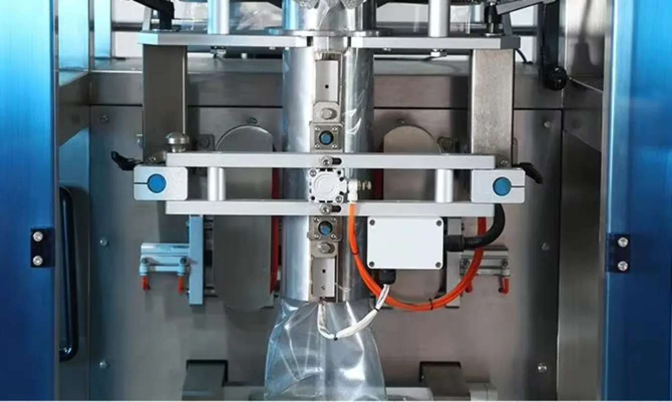 Automatic Vertical Packaging Machine Film Flowpack Pillow Stand up Box Bag Former Packing Machine