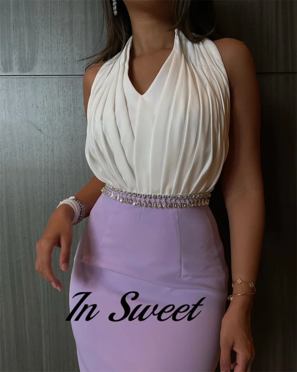 Halter Pleat Side Slit Prom Gown Sleeveless Beading Belt Sheath Evening Dresses Elegant Backless Party Dress فساتين للحفلات الرا