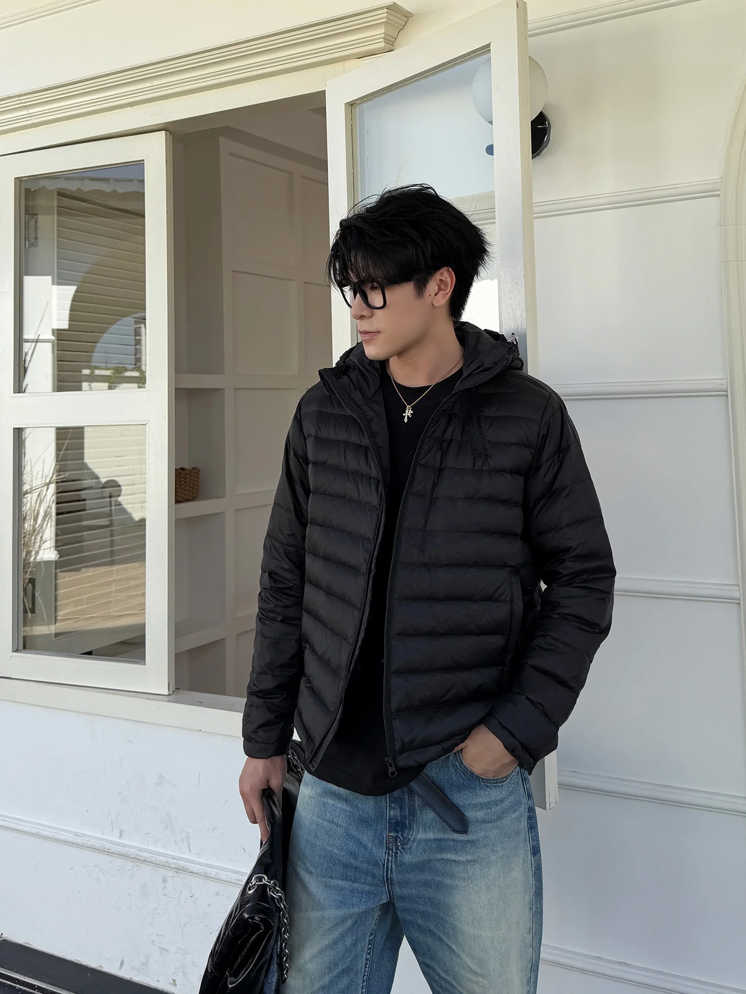 

Lightweight Thickened Outdoor Casual Durable down Jacket Men's Loose Fit Warm Breathable Zipper Closure Polyester Fiber Coat