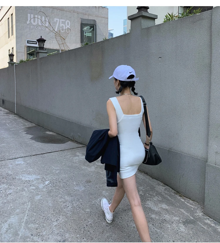 AOSSVIAO Sexy Slim Fit Bodycon Minikleider für Frauen 2026 Sommer Neuankömmling Schwarz Weiß Grau Tankkleid mit quadratischem Ausschnitt – Detail 25