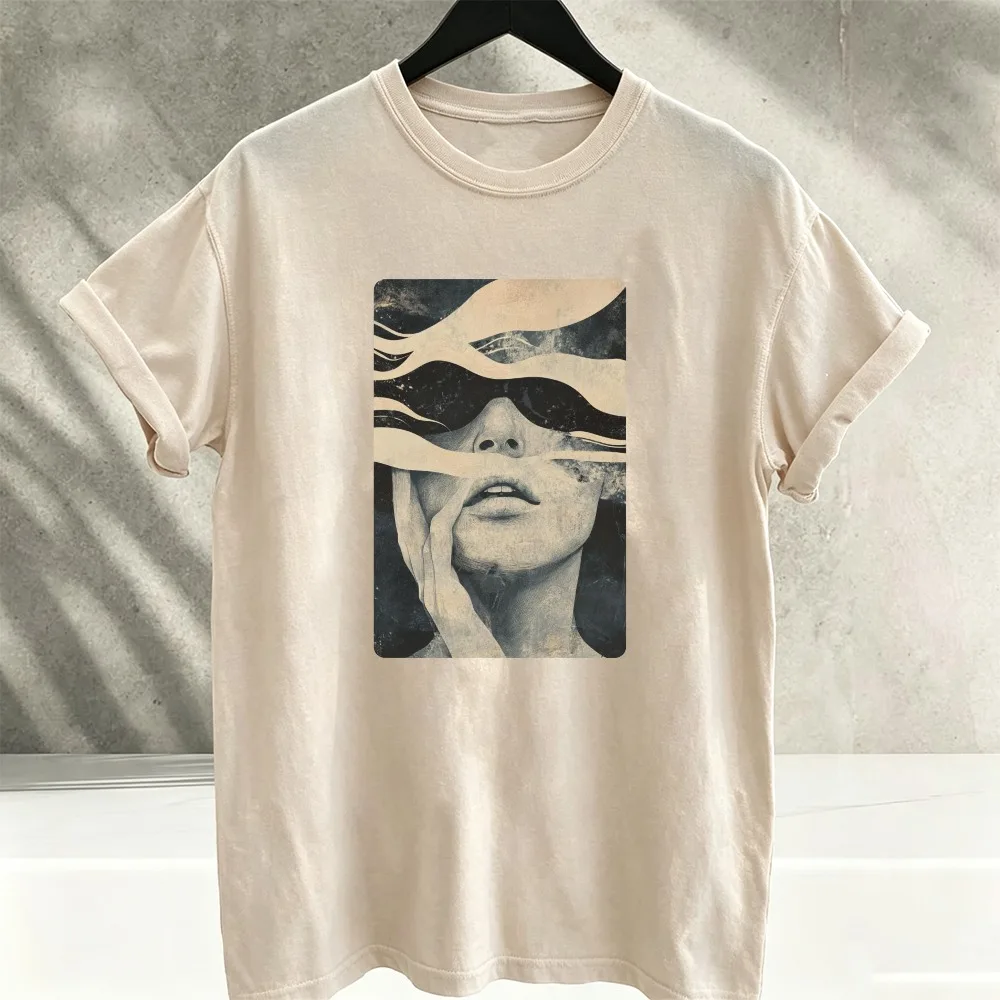 Vintage Surreal Collage Woman Face Graphic T‑Shirt Short Sleeve Tees Retro Abstract Art Distressed Print Soft Cotton Casual Tops