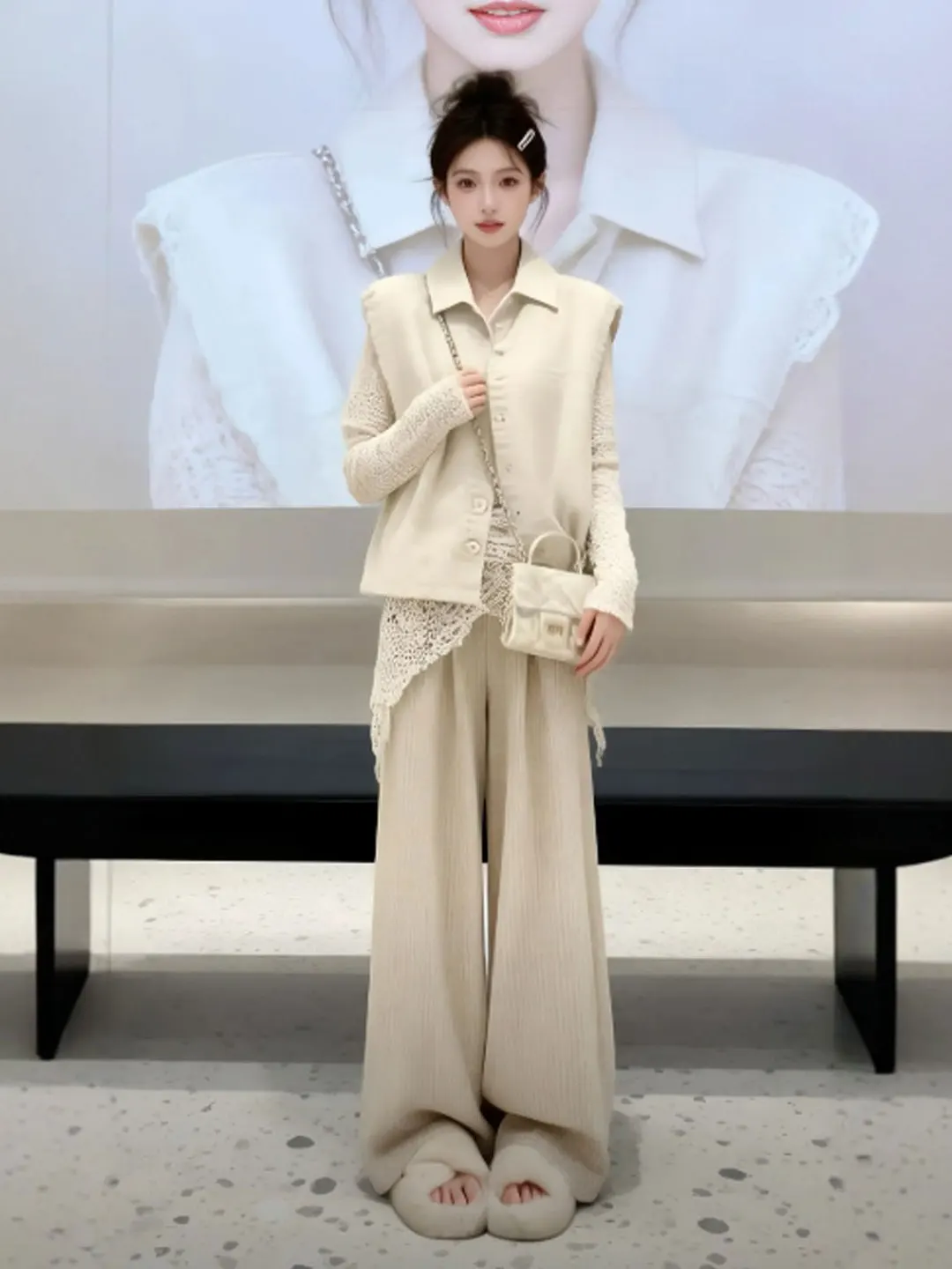 

Корейский модный комплект: нежный жилет, уникальные брюки-палаццо и повседневные брюки. Весна 2026. Женский модный комплект.