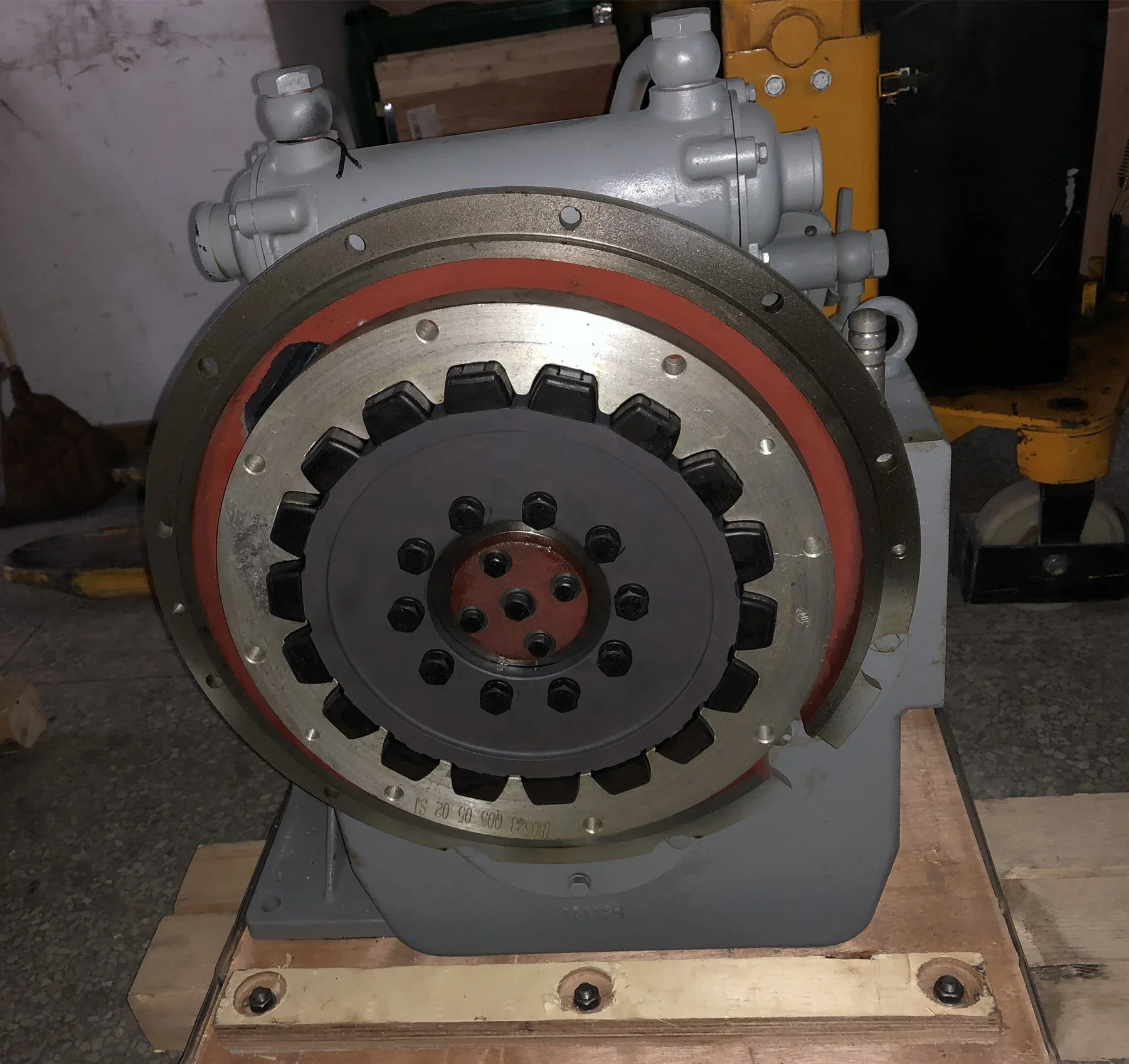 

In Stock Genuine Marine Gearbox 40A For Boat Engine