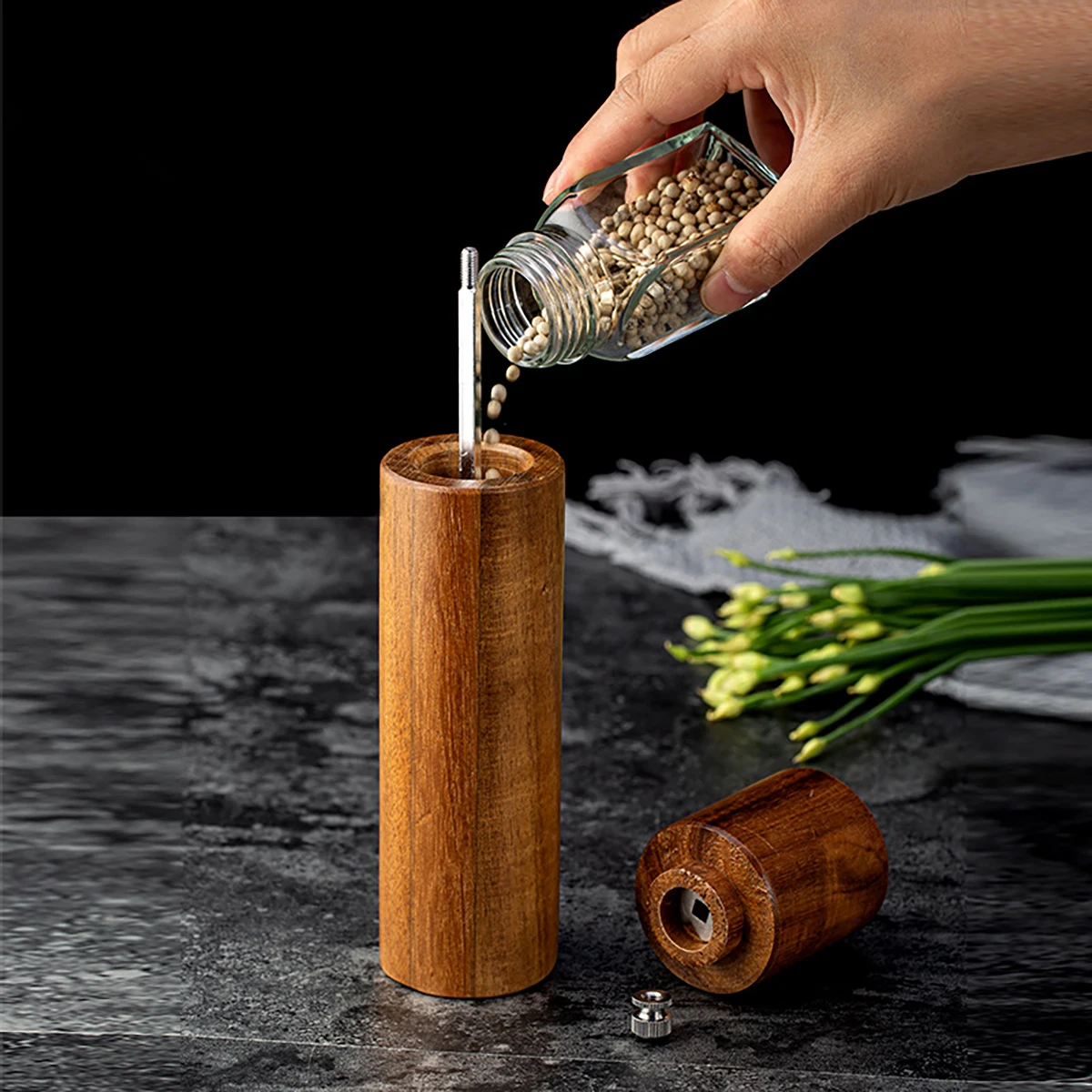 

2Piece Classical Acacia Wood Pepper Spice Mill Grinder Set Handheld Seasoning Adjustable Mills Grinder Ceramic Grinding Core