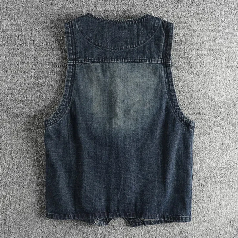 Vintage blue water wash to make old trend men\'s denim vest autumn and winter casual cotton sleeveless vest coat