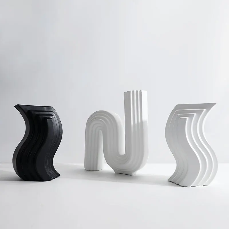 

Современные простые скандинавские креативные черно-белые N-образные геометрические украшения ручной работы, модель дома, аксессуары для отелей