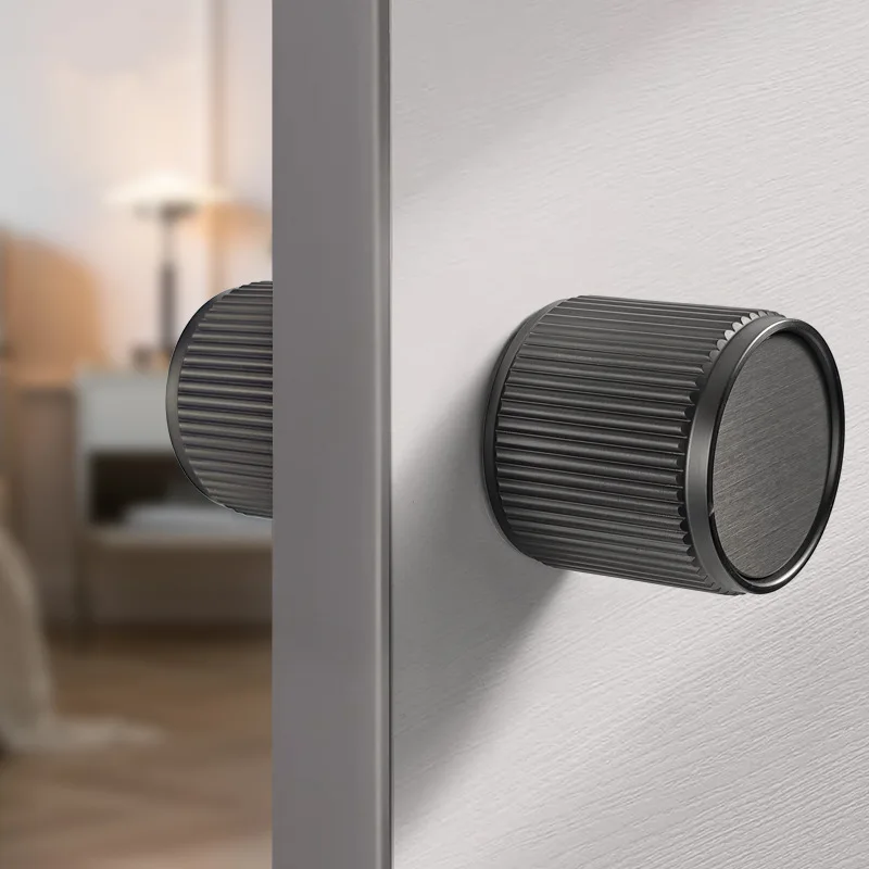 

Minimalist spherical door lock indoor room wooden door light luxury silent magnetic suction universal door handle for home use