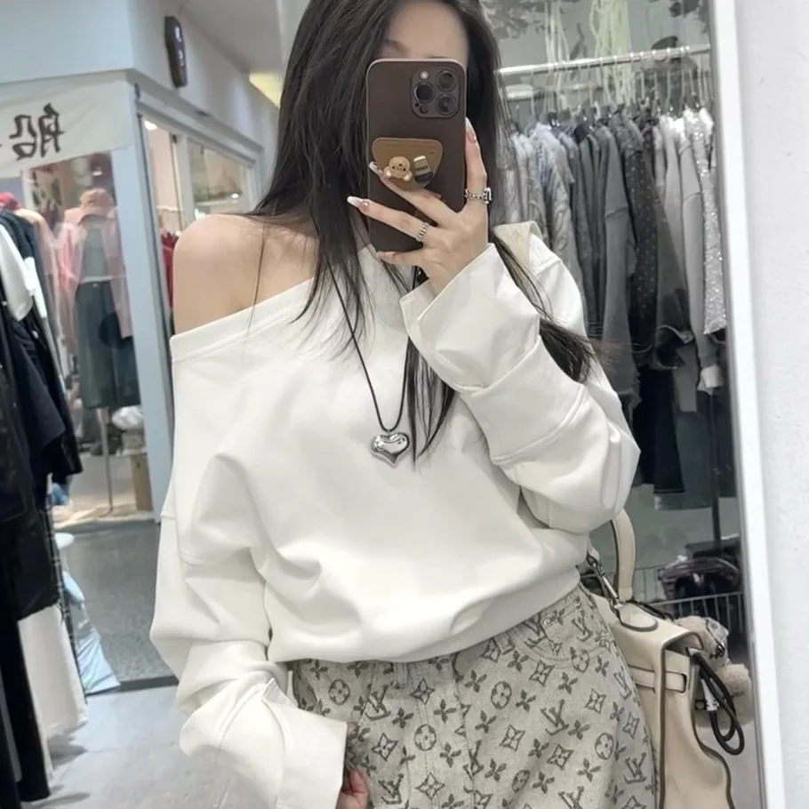 اليابانية والكورية بسيطة حلوة باردة ثلاثية الأبعاد سطح أملس الحب قلادة قلادة للنساء عالية الجودة، مرسومة طويلة