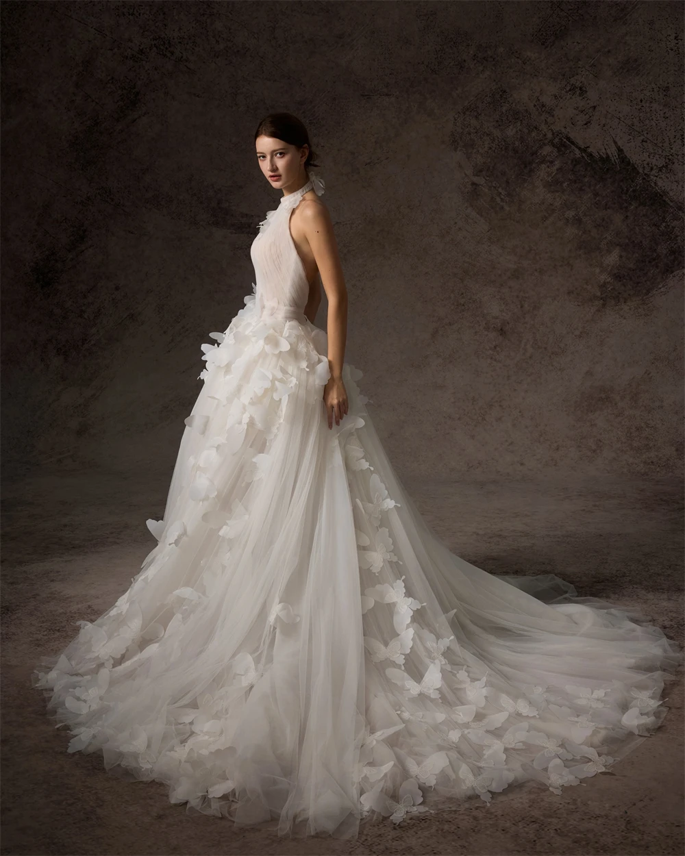 

Customized Dreamy White Organza Wedding Dress Formal Halter Sleeveless Bridal Gowns Boho A-Line Court Train Vestido De Novia