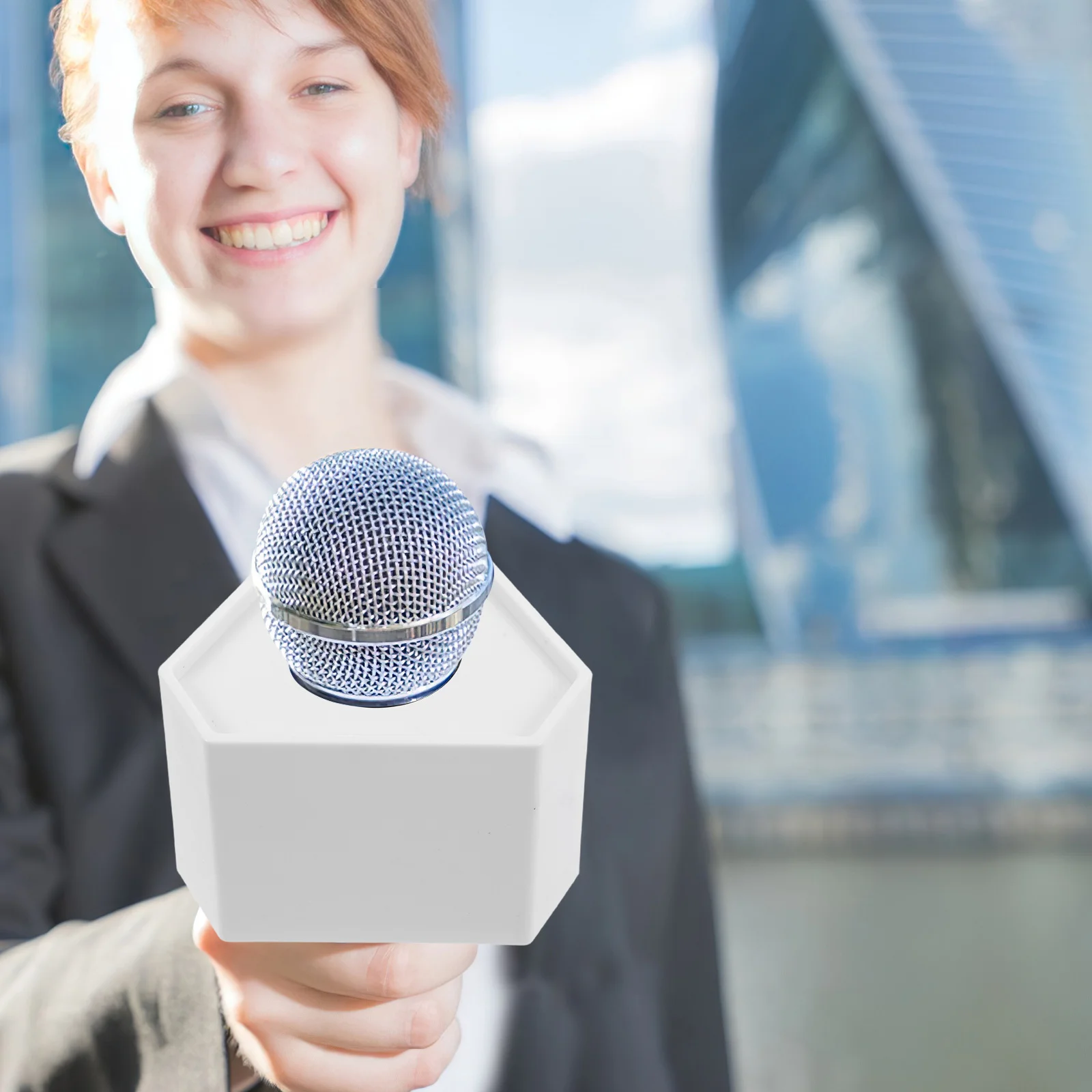 

Portable Microphone Flag Station White Microphone Logo Stand Easy Use Durable Mic Flag for News Interviews Hosts