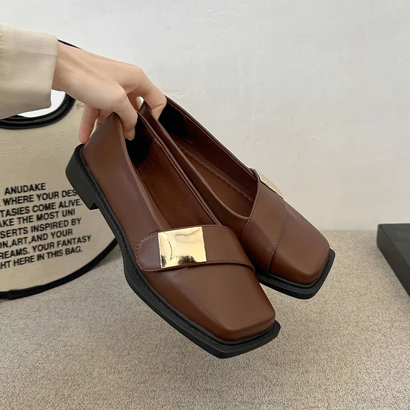 

2025 new square head retro comfort metal buckle soft soled loafers with women Mary Jane flats chaussures pour femmes