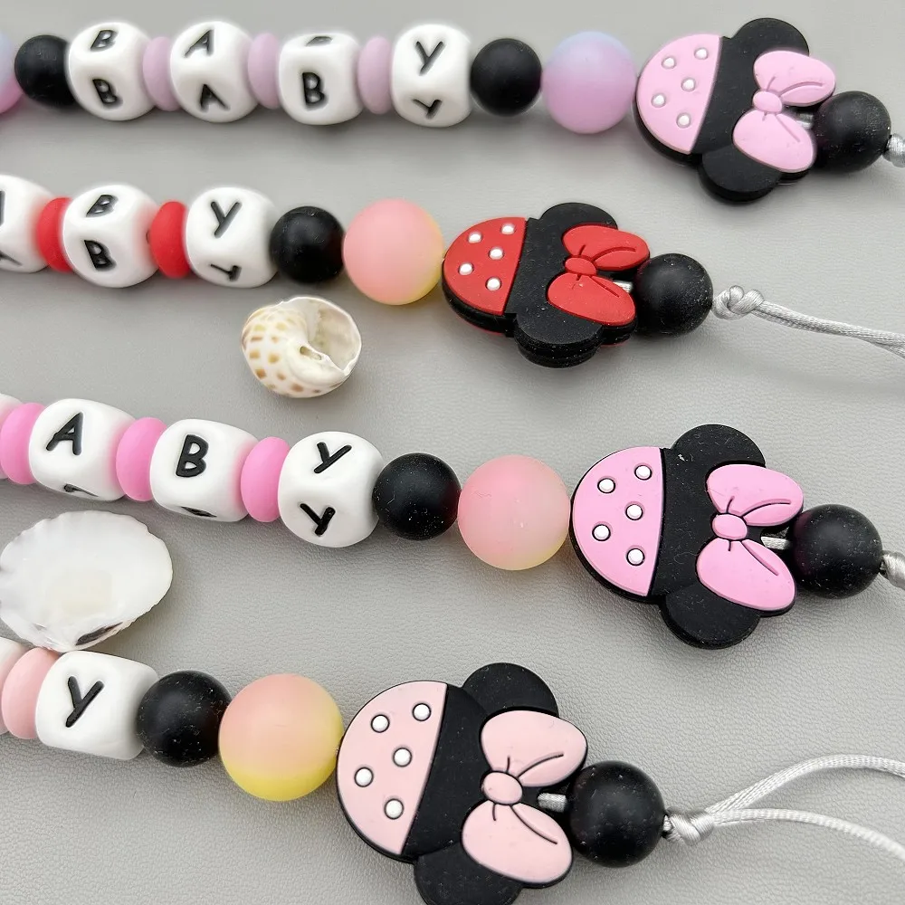 Aangepaste Letters Naam Baby Cartoon Siliconen Lichtgevende Kralen Hanger Fopspeen Clips Kettingen Houder Bijtring Baby Kawaii Speelgoed Geschenken