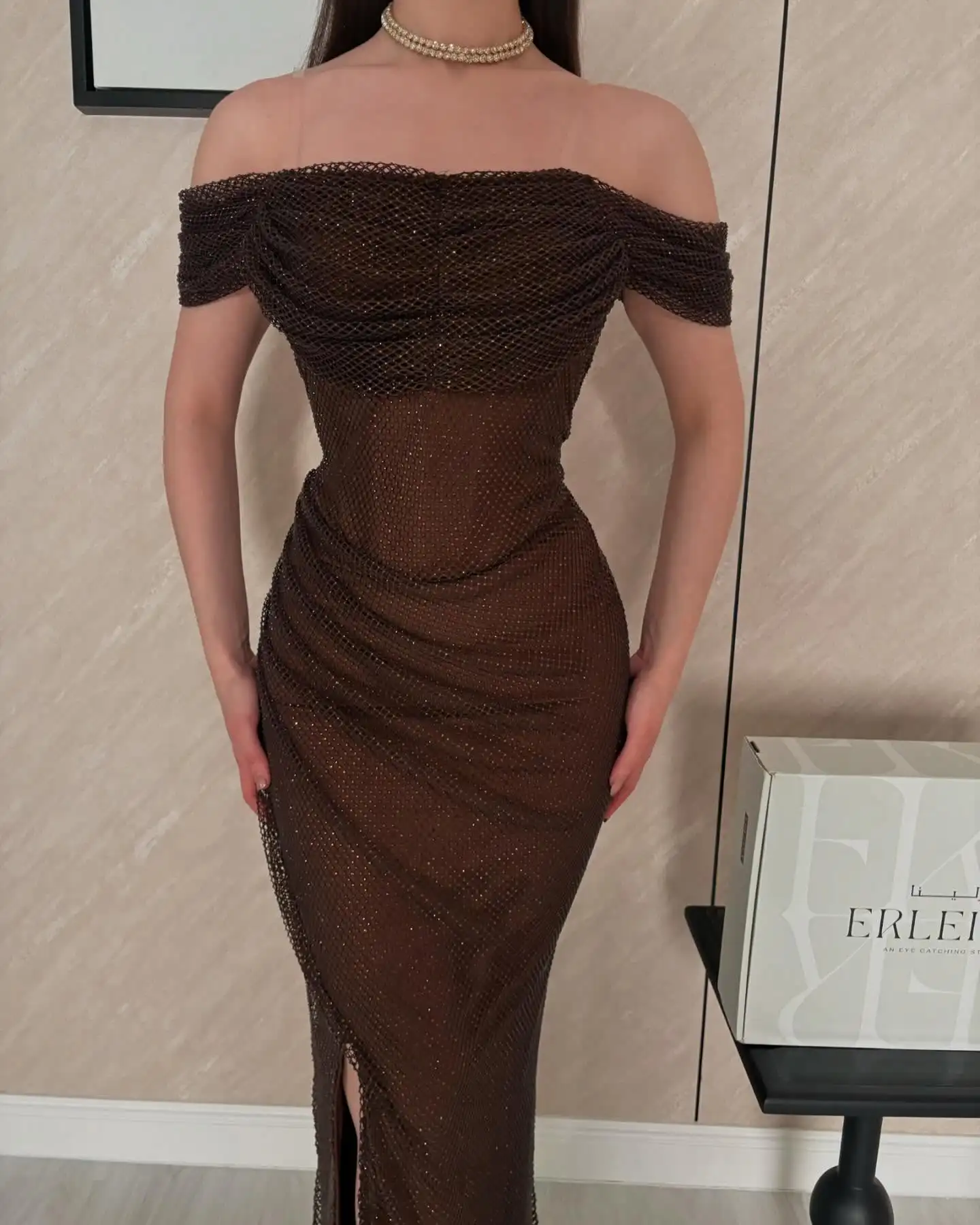 

Contessa Custom Brown Shiny Drill Net Party Dress Off Shoulder Ruched Robes De Soirée Slim Slit Ankle Length Formal Evening Gown
