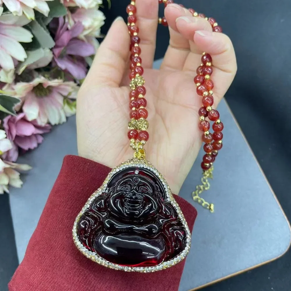 New Synthetic Amber Buddha Head Pendant Women's Necklace Simple, Personalized, and Exquisite Sweater Chain Jewelry for Ladies