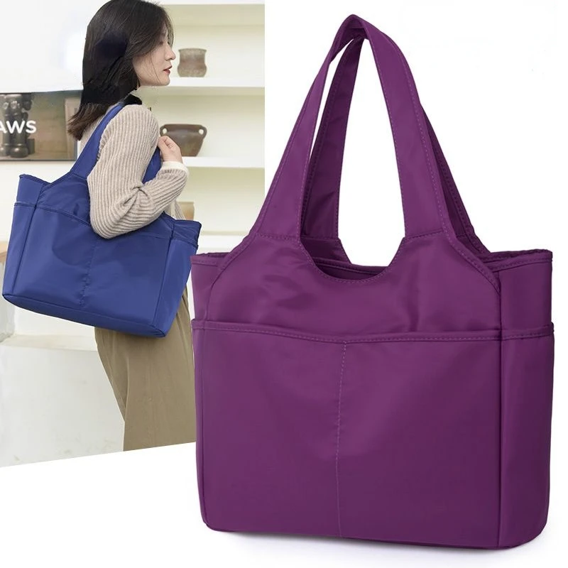 Versatile Shoulder Bag Made of Nylon for Travel and Everyday Use