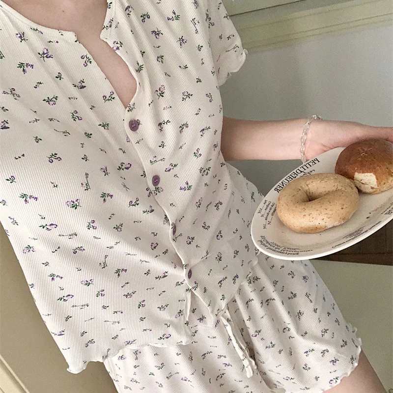 2026 Korean Style Small Floral Princess Night Wear Comfortable Home Wear Top and Shorts Pajama Set with Chest Cushion