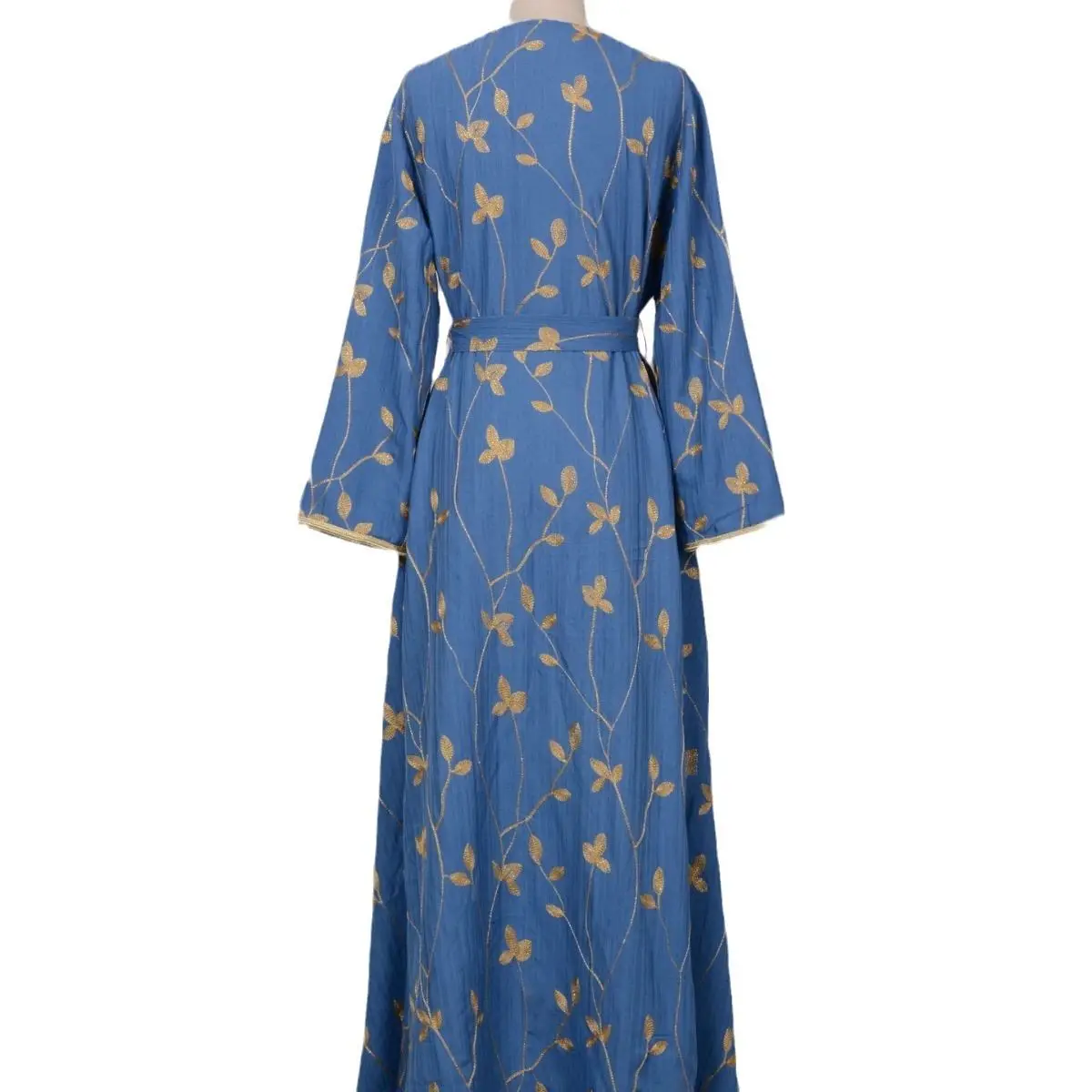 ชุดเดรสยาวปักลายสไตล์ตะวันออกกลางแบบใหม่ แฟชั่นสำหรับเดินทางต่างประเทศ เสื้อคลุมยาวสำหรับผู้หญิง โอมาน รุ่น MT30