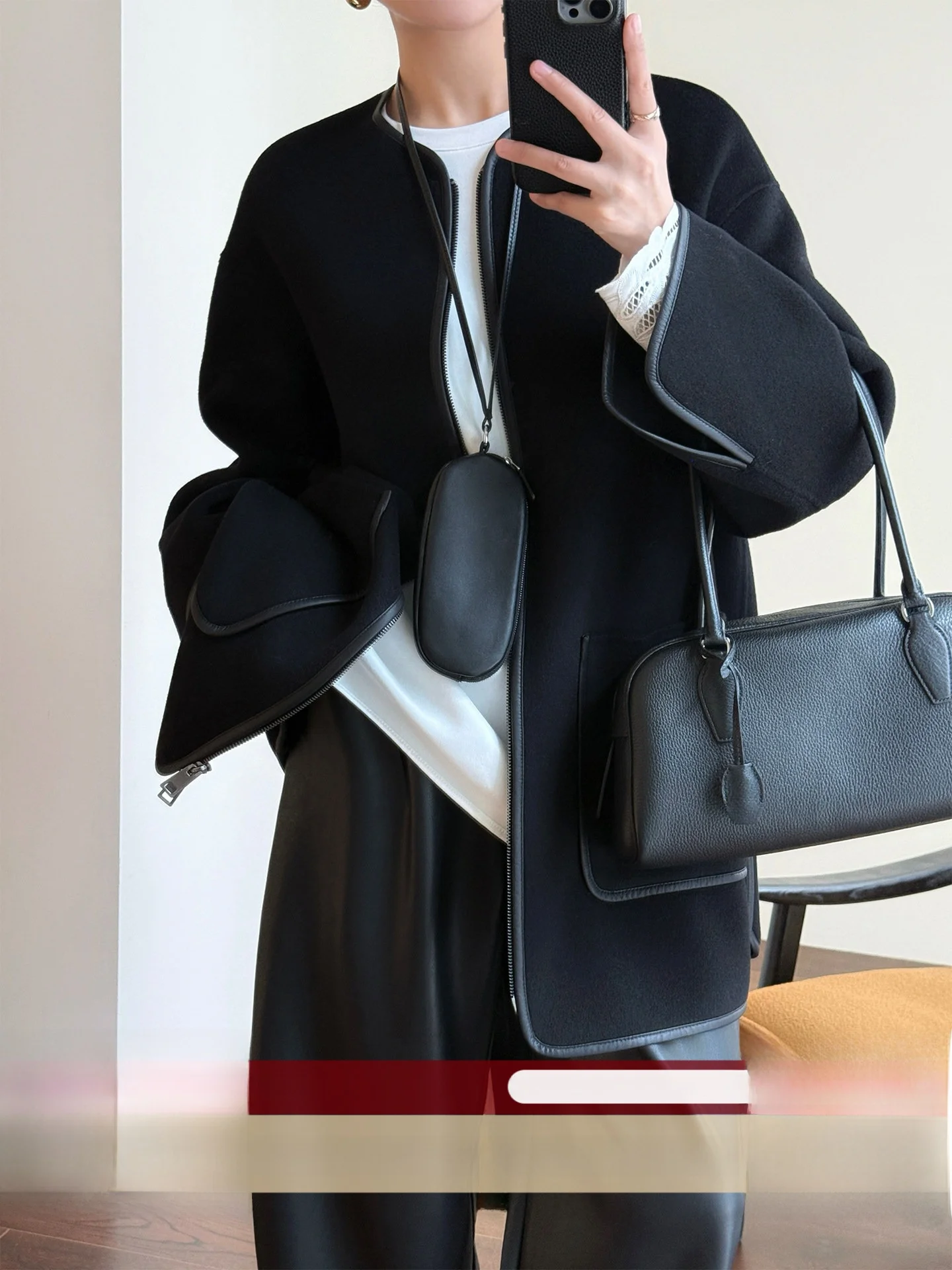 

Пальто WANGER из двусторонней шерсти с декоративными элементами и двойными молниями, средней длины, для женщин