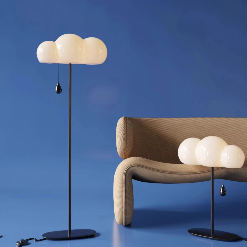 Cartoon cloud desk lamp boys and girls dopamine children's room advanced sense vertical