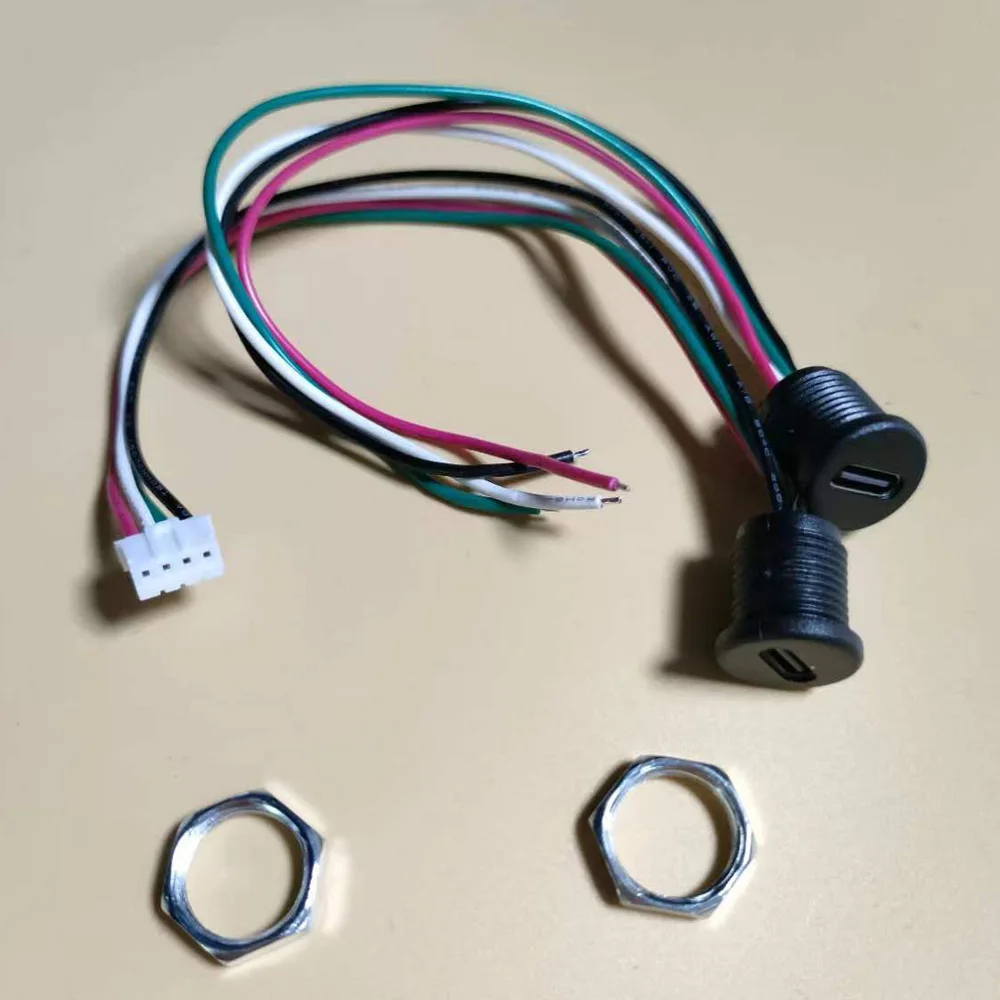 Connettore chassis femmina a tensione diretta di tipo c con fili dati di ricarica filettati con terminali connettori impermeabili di tipo C 4P