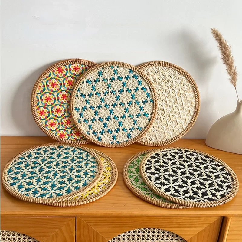 

Nordic Rattan Placemat Bohemian Style Handwoven Place Mat Bowl Plate Cup Insulation Pad Coasters Living Room Table Decoration