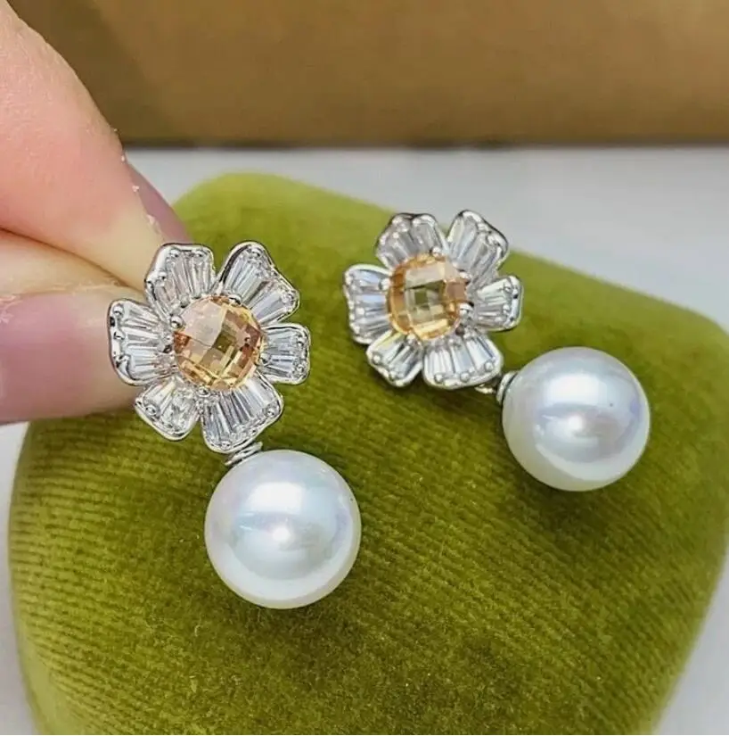 

charming pair of 10-11mm south sea round white pearl dangle earring 925s