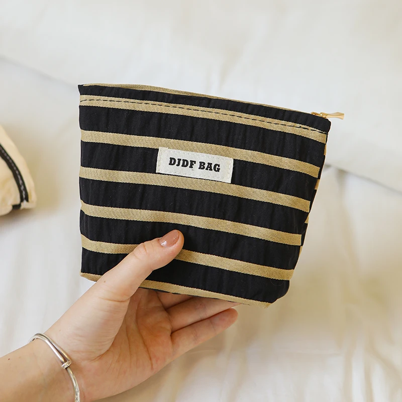 New women\'s cosmetic bag, small striped portable sanitary napkin storage bag, commuter coin purse, portable lipstick envelope