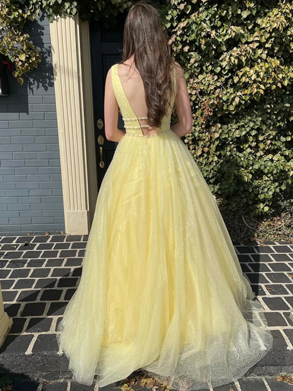 2023 Yellow Strap A-line Evening Dress Sleeveless Saudi Arabian Formal Evening Dress Lace Prom Dress