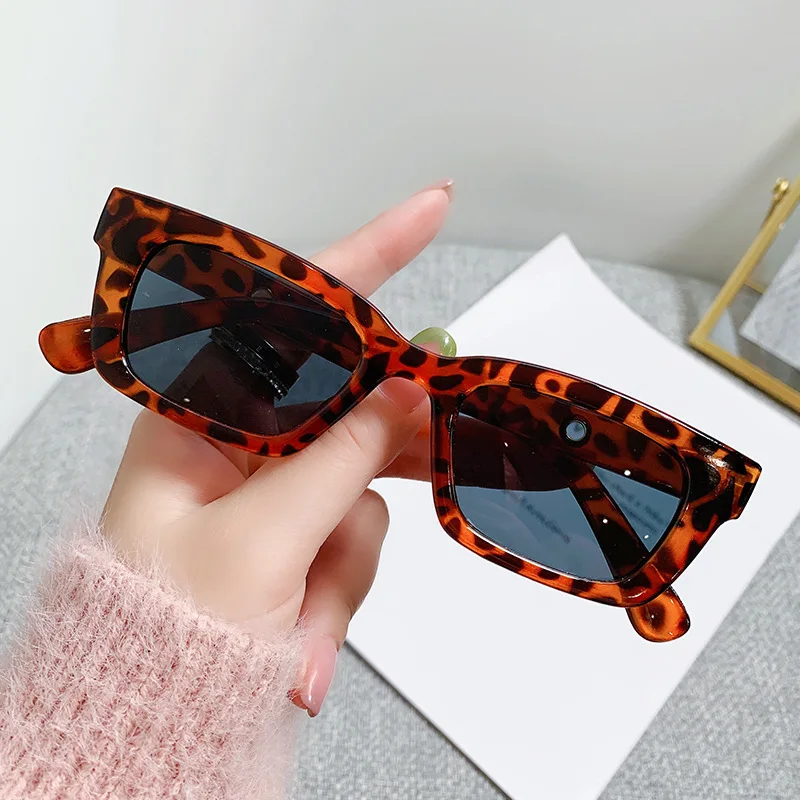 New Fashion Small Frame Sunglasses Women\'s Retro Small Frame Glasses Brand Designer Glasses UV400 Eyewear