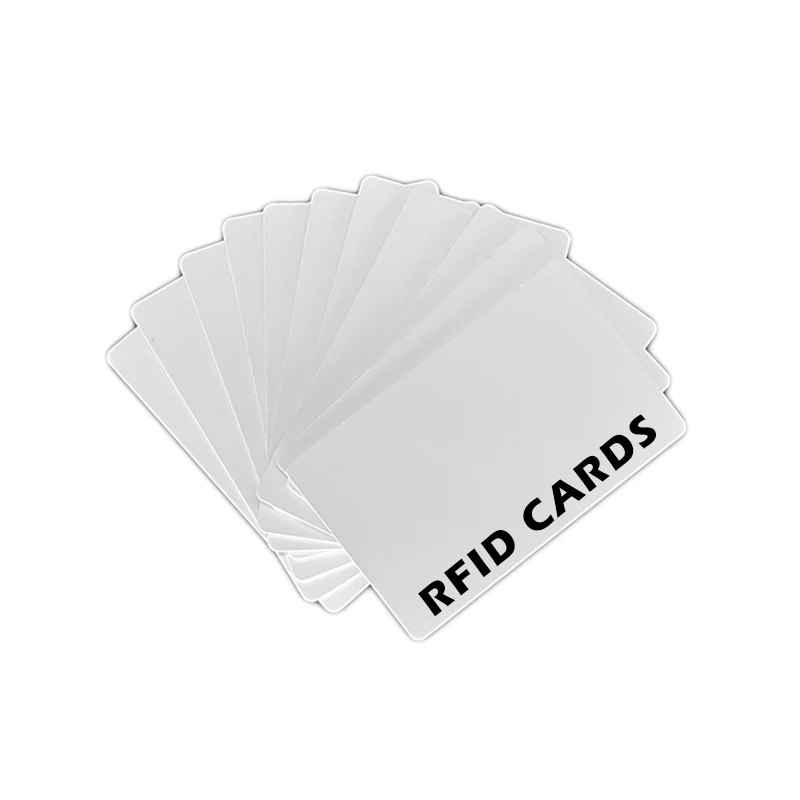 100 pezzi molto carte d'identità in PVC vuoto Nfc stampabili a getto d'inchiostro Ntag213/Ntag215/Ntag216 biglietto da visita Rfid Nfc in PVC bianco riscrivibile personalizzato