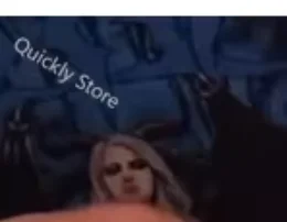 

Push up double lift by Rua Magic tricks (Instant Download) Quickly send