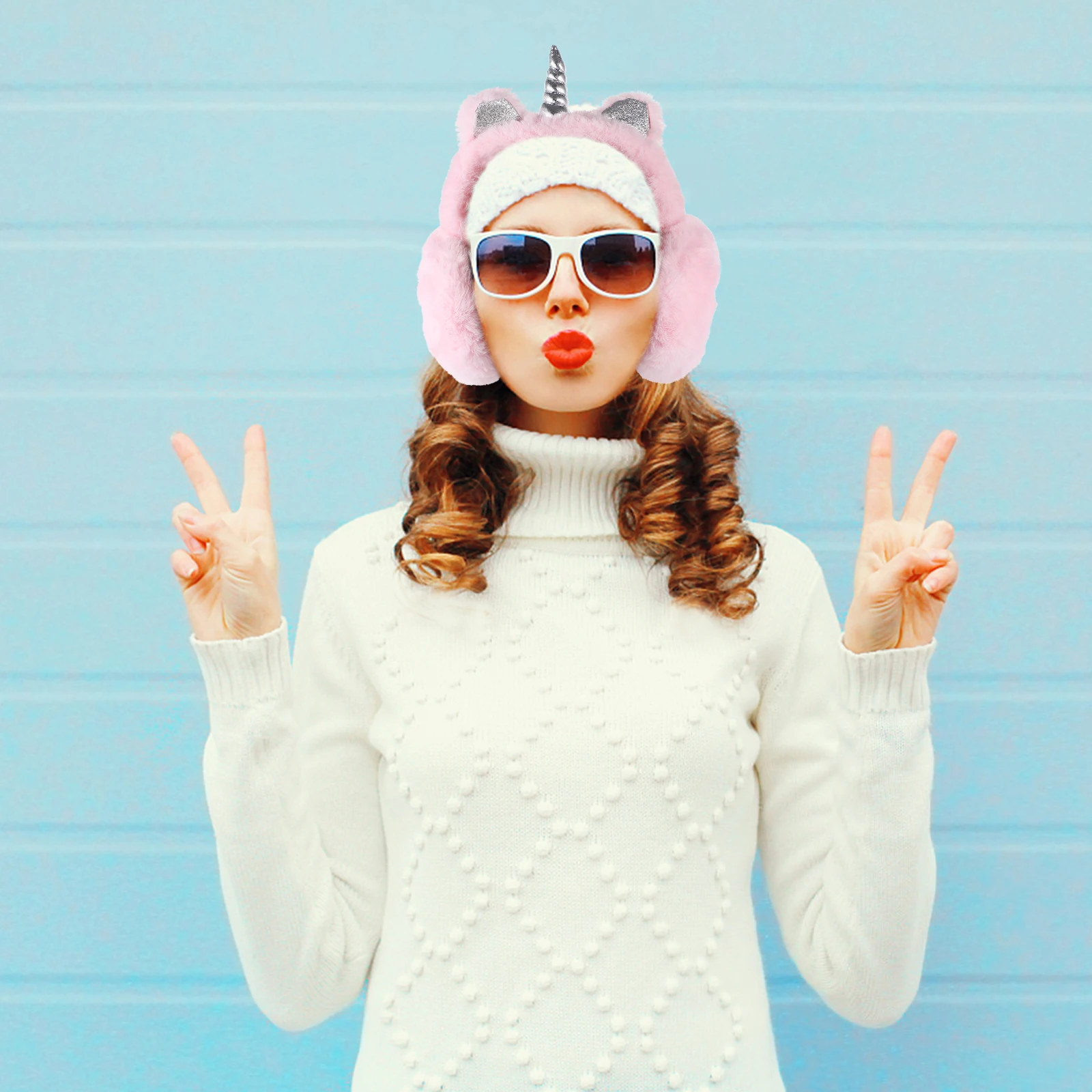 

1Pcs Unicorn Design Plush Earmuffs Non-Slip Ear Warmers Super Soft Ear Covers for Winter