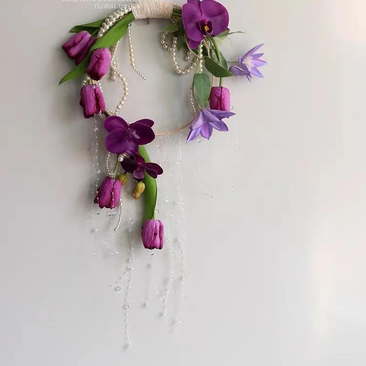 Korean horse photo wreath fuchsia simulated bridal hand tulip wedding photography shot