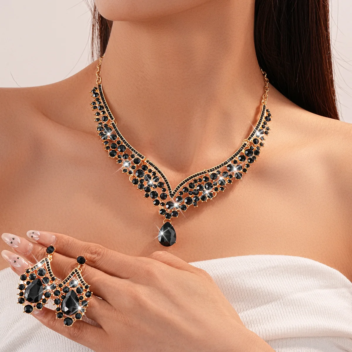 European and American diamond-encrusted water drop stud earrings necklace set women's cross-border explosion collarbone chain co