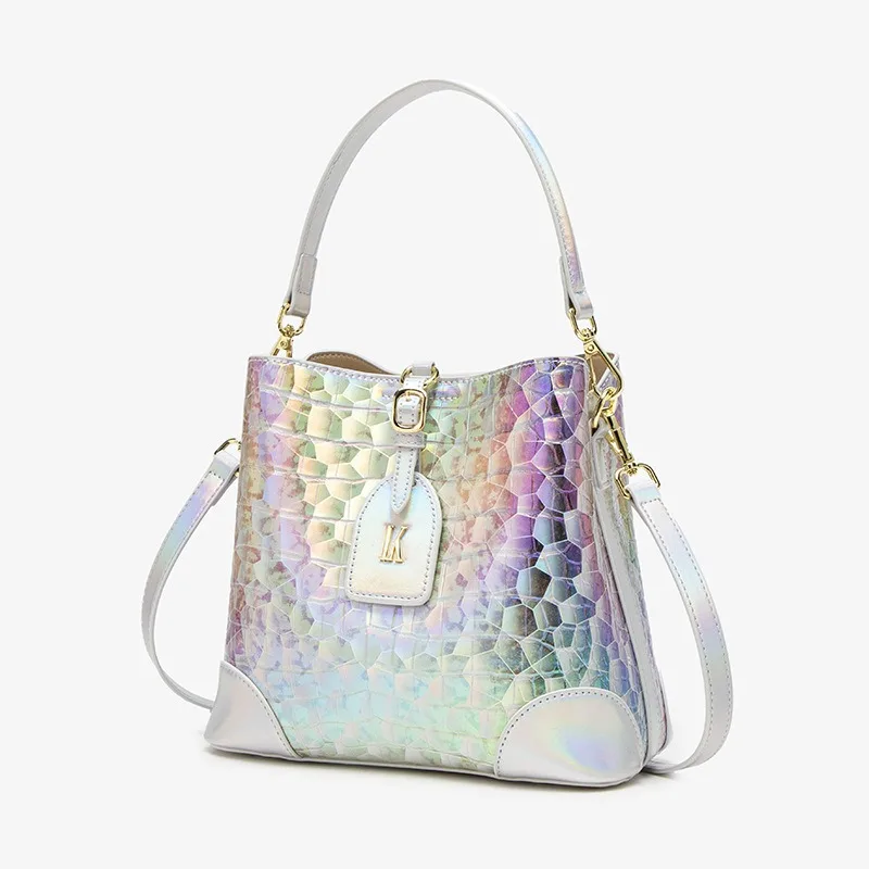 designer-unique-diaper-bag-elegant-crossbody-messenger-bag-for-women-with-luxury-leather-style-and-large-capacity-tote