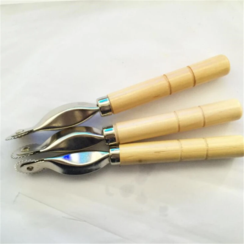 Sewing Tool Kit With Wood Handle Practical Serrate Edge Pattern Tracer Tracing Wheel Tailor Stitch Marker New Arrival